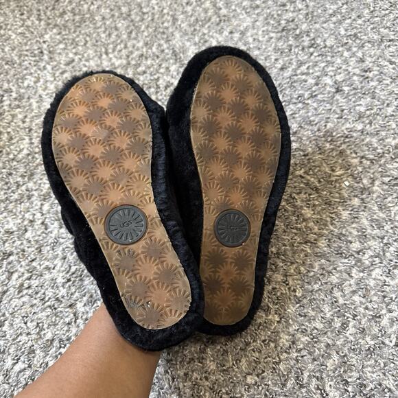 UGG Fluff Yeah Womens Size 9 Black Casual Sheepskin Platform Slide Slippers EUC - Picture 5 of 6